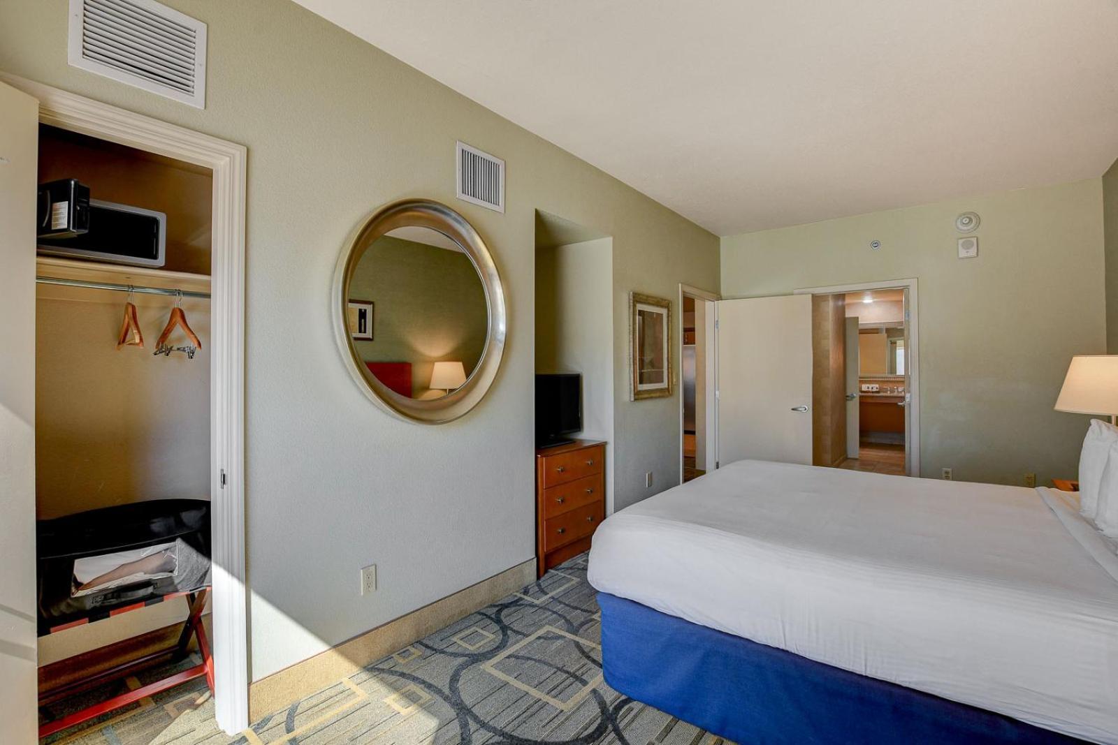 One-Bedroom Suite